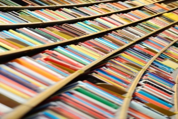 books_library_downscale_-3 books_library_downscale_-3
