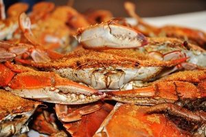 crabs_covered_in_Old_Bay_58444684-2
